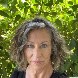 Meet your Posher, Sueellen